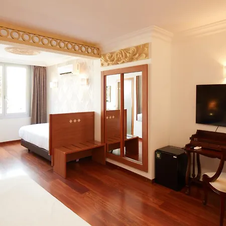Szálloda Sercotel President 4*